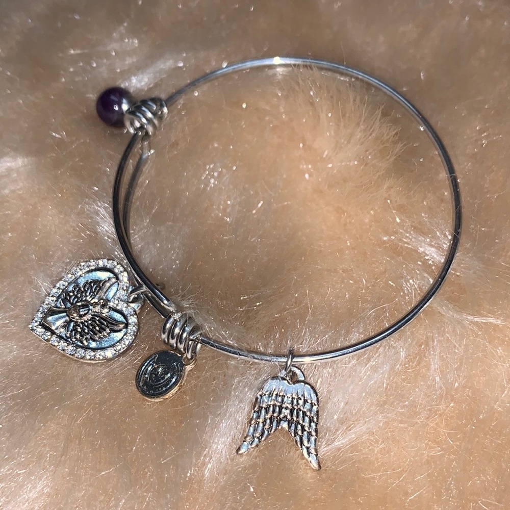 Love This Life Bangle - Picture 3 of 9